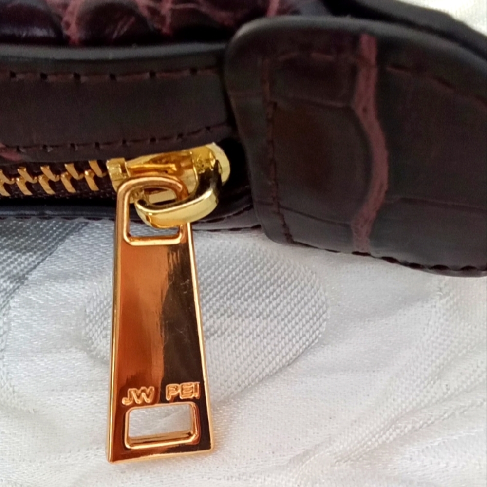 JW PEI | Carly Saddle Bag - Picture 10 of 14